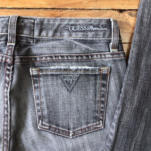 GUESS premium Vintage distressed jeans faded black ripped denim stretch size 29 - Picture 5 of 11